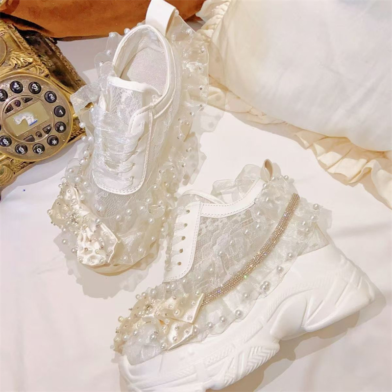 Crystal Mesh Fabric - Кроссовки с кружевной лентой и стразами