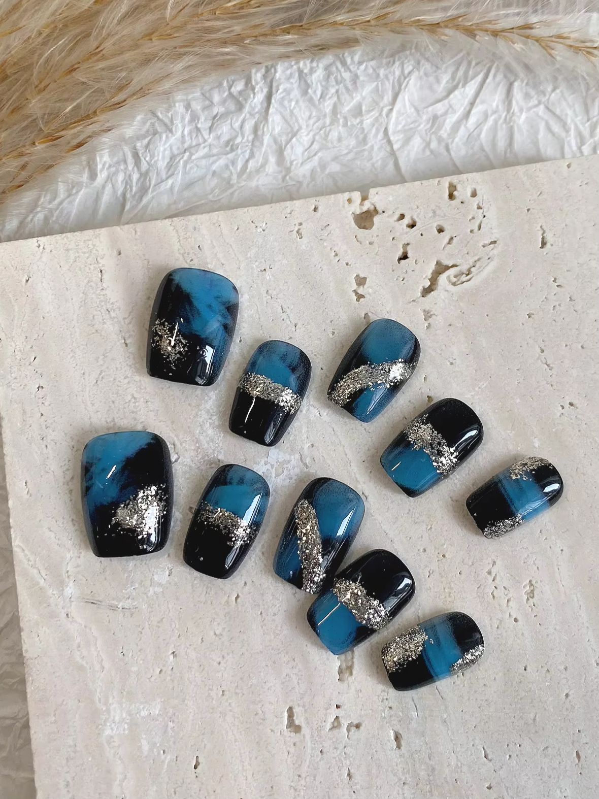 Набор из 10 штук: сине-черные  – обзор и цена Glitter Vinyl Roll