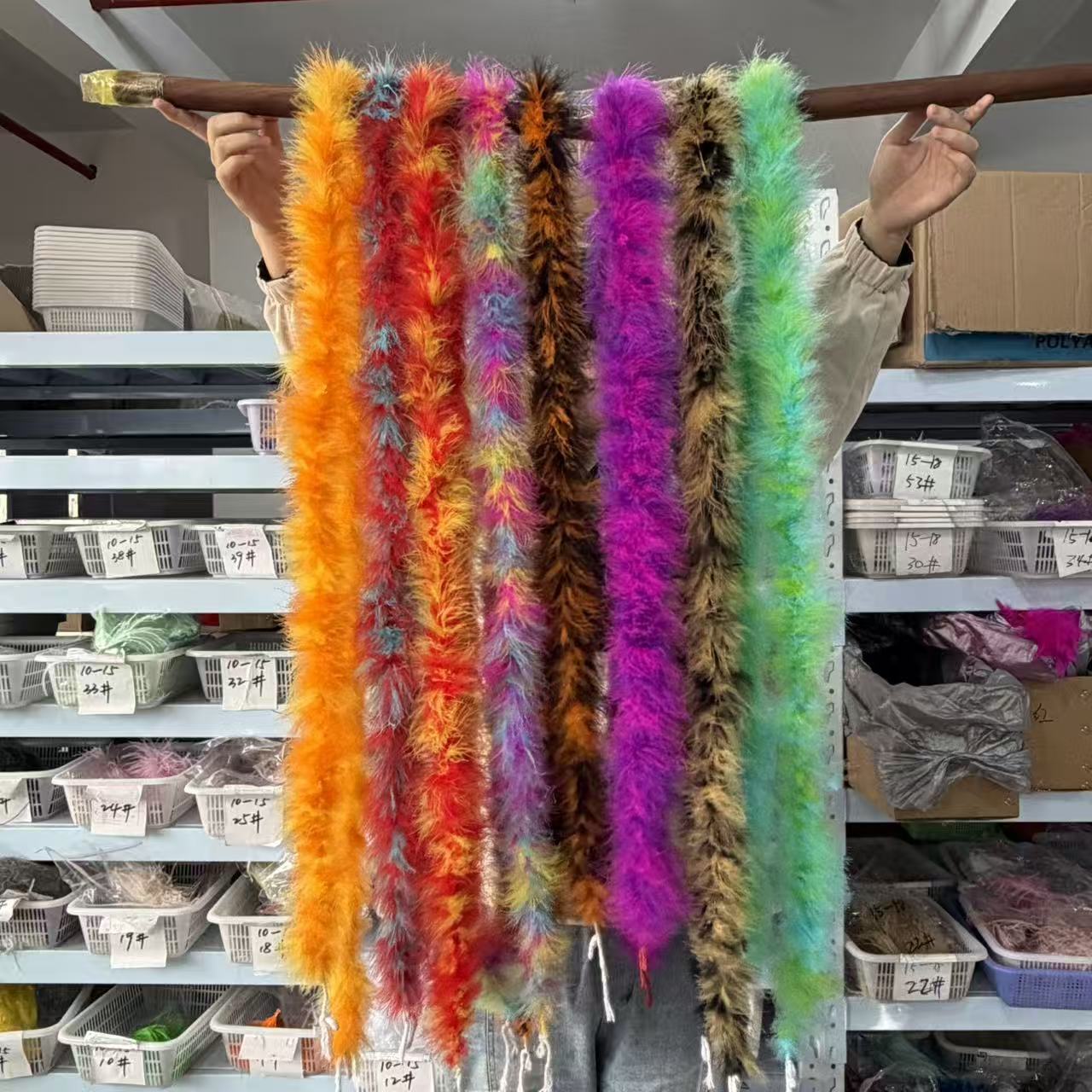 Разноцветное боа из перьев мар – обзор и цена Feather Trim Marabou