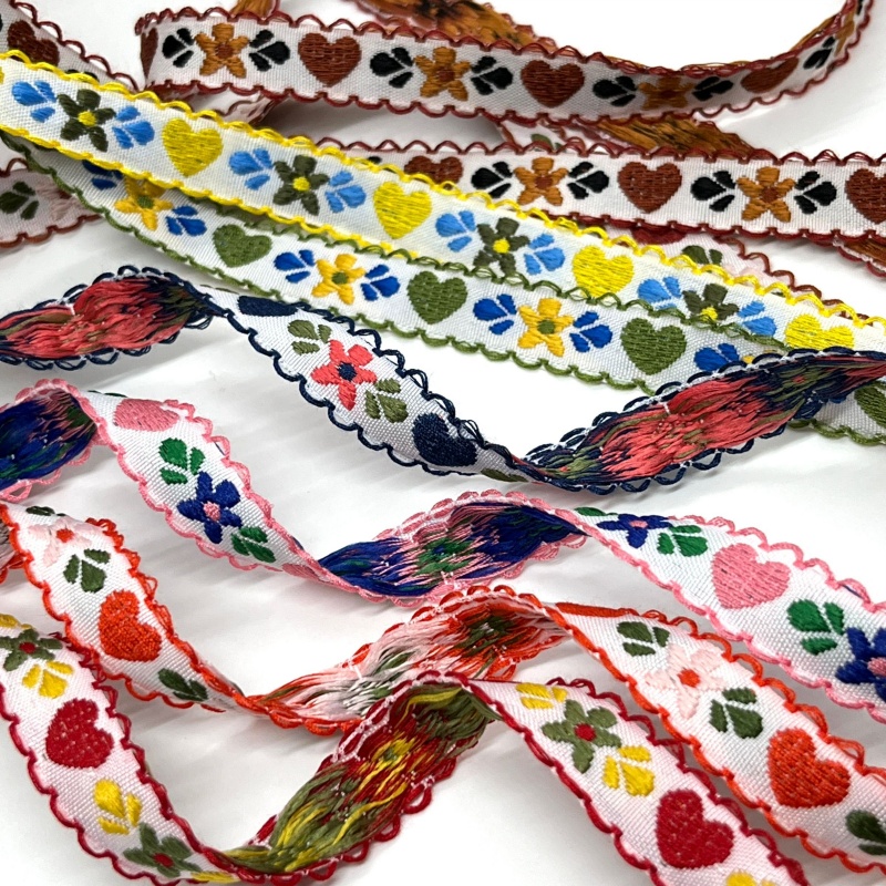 2 ярда жаккардовая Цветочная л – обзор и цена Velvet Ribbon Roll